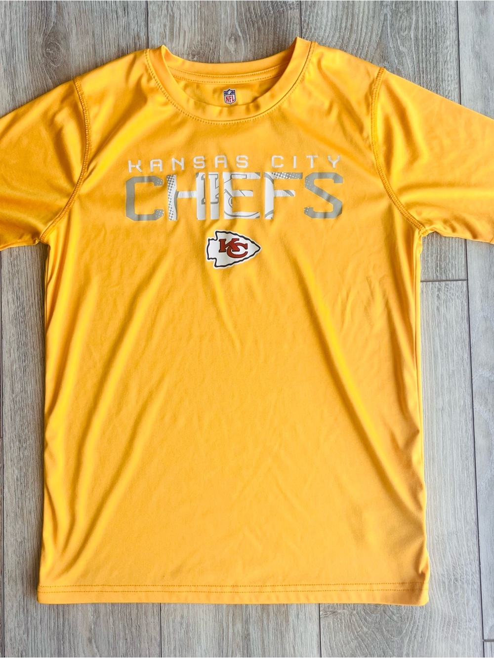 Chiefs Shirt Size Youth Large Short Sleeves Kids